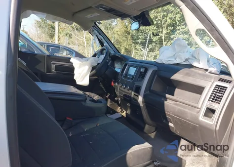 2021 Ram 1500 Classic Tradesman 4X2 8' Box из США, поврежденный, VIN 3C6JR6DG4MG614014